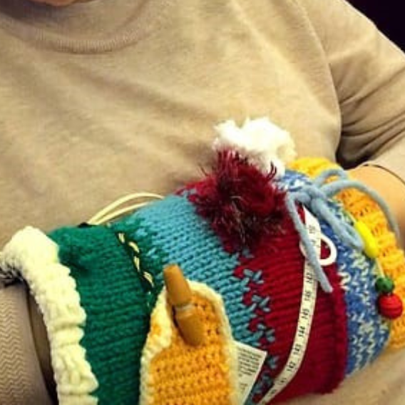 how to make a twiddlemuff with Volunteer Now 